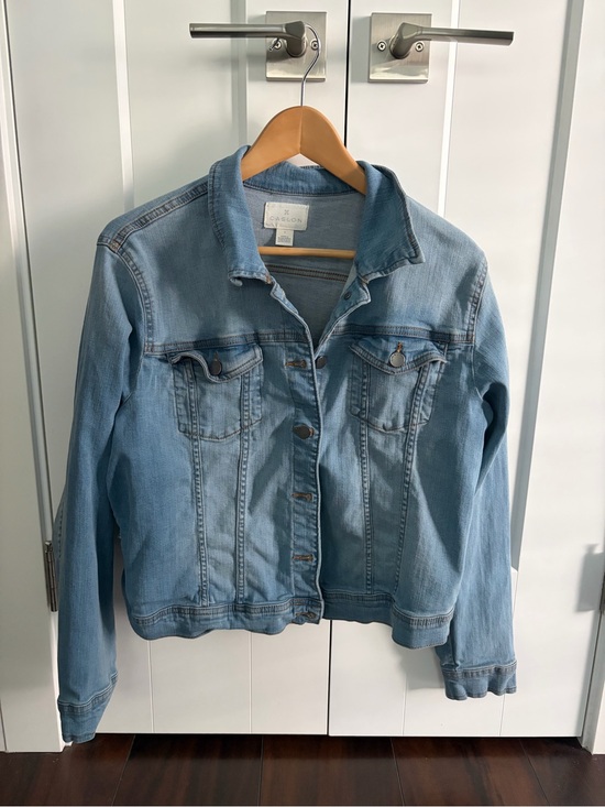 Caslon Jackets & Blazers - Caslon Light Wash Relaxed Fit Denim Jacket - Light Blue